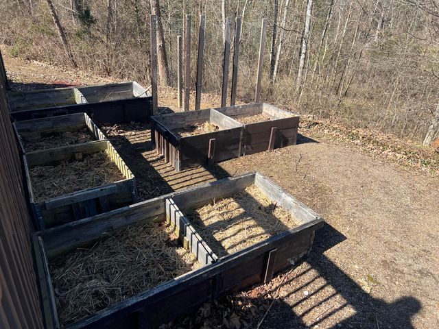 215 Old Log Lick Road, Winchester, KY 40391