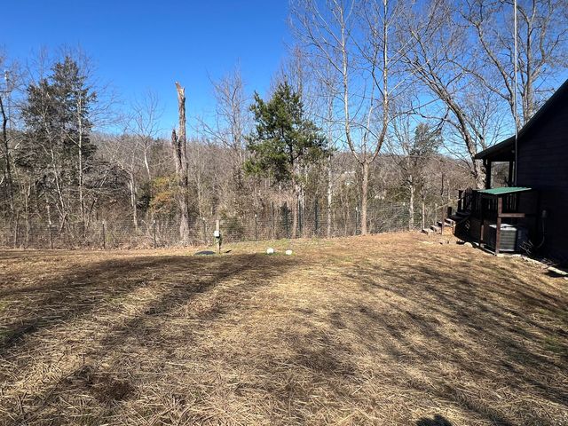 215 Old Log Lick Road, Winchester, KY 40391