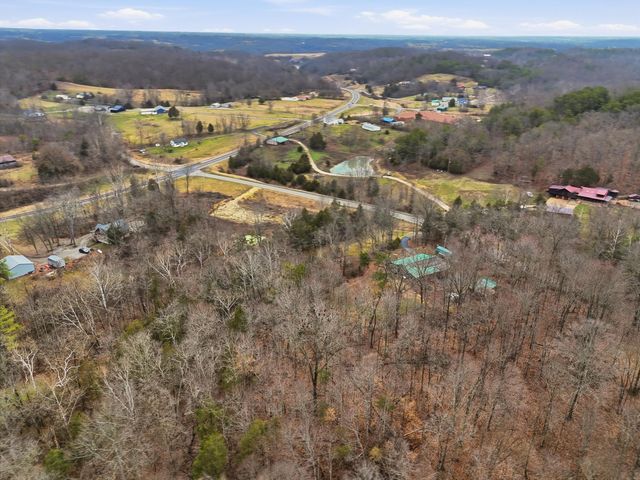 215 Old Log Lick Road, Winchester, KY 40391