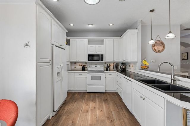 227 OAK CHASE PLACE, Davenport, FL 33896