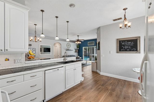 227 OAK CHASE PLACE, Davenport, FL 33896