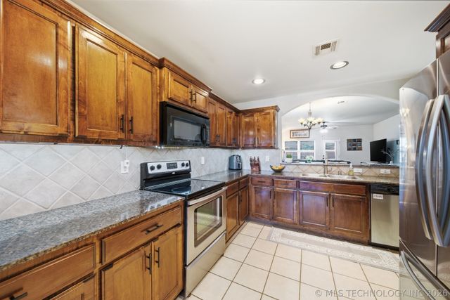 14601 E 108th Street North, Owasso, OK 74055
