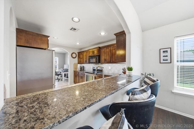 14601 E 108th Street North, Owasso, OK 74055