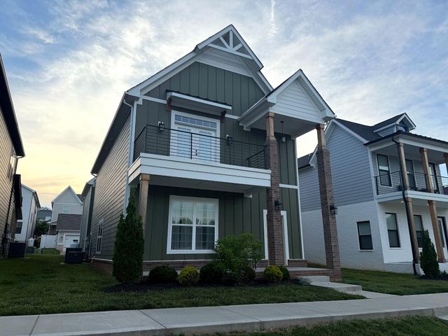 164 Luther ST, Pleasant View, TN 37146