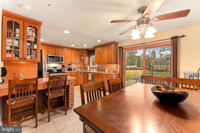 992 JAMISON ST, Warwick, PA 18974