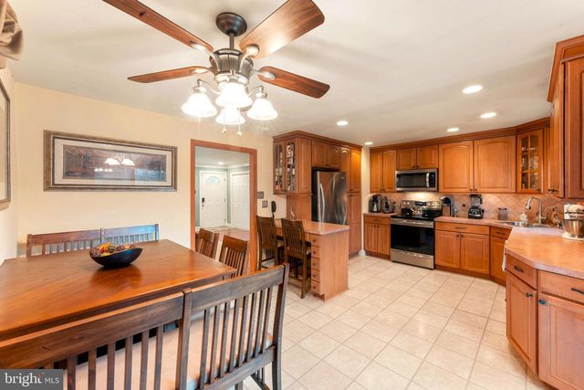 992 JAMISON ST, Warwick, PA 18974