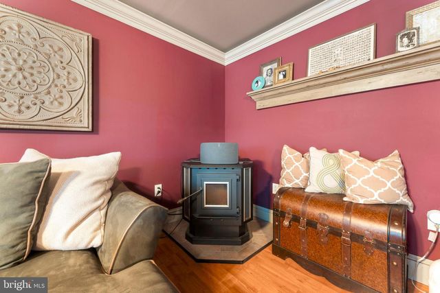 992 JAMISON ST, Warwick, PA 18974