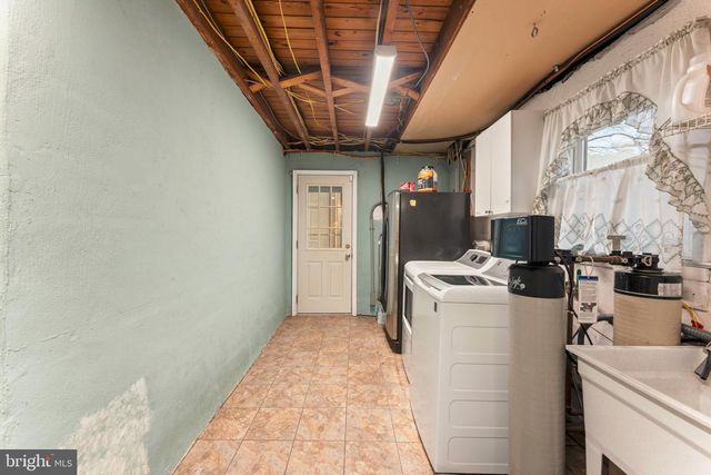 992 JAMISON ST, Warwick, PA 18974