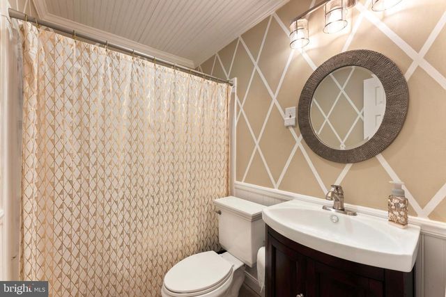 992 JAMISON ST, Warwick, PA 18974