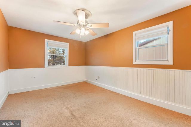 992 JAMISON ST, Warwick, PA 18974