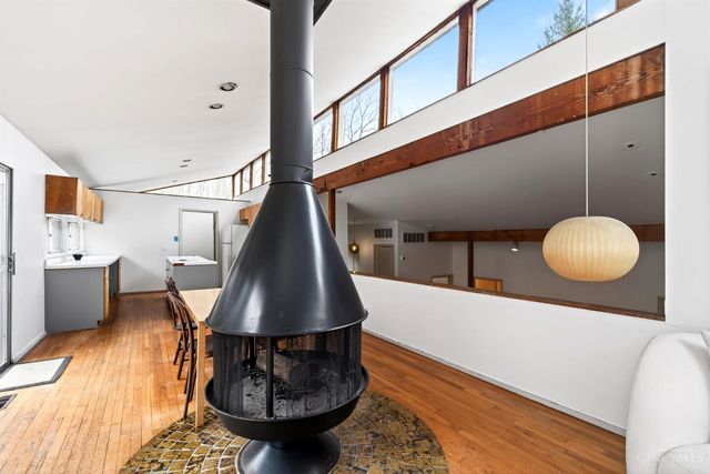 3595 Cooper Road, Blue Ash, OH 45241