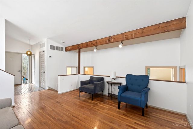 3595 Cooper Road, Blue Ash, OH 45241