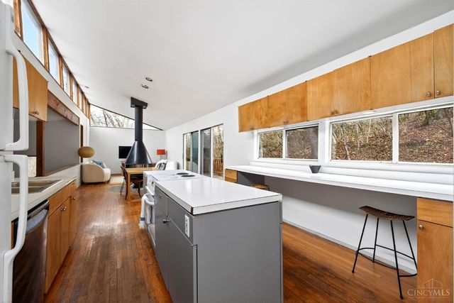 3595 Cooper Road, Blue Ash, OH 45241