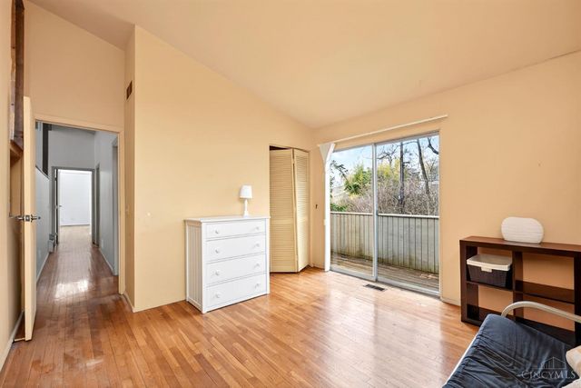 3595 Cooper Road, Blue Ash, OH 45241