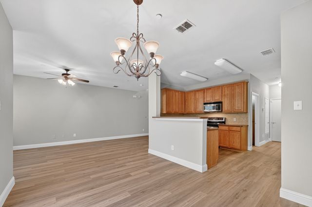 248 Turnberry Lane, Lewisville, TX 75067