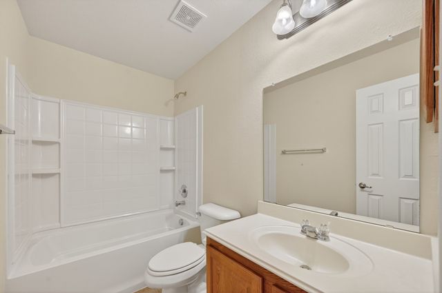 248 Turnberry Lane, Lewisville, TX 75067