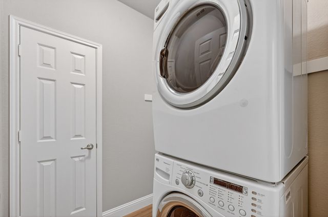 248 Turnberry Lane, Lewisville, TX 75067