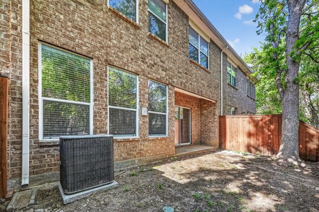 248 Turnberry Lane, Lewisville, TX 75067
