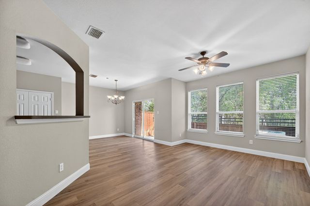 248 Turnberry Lane, Lewisville, TX 75067