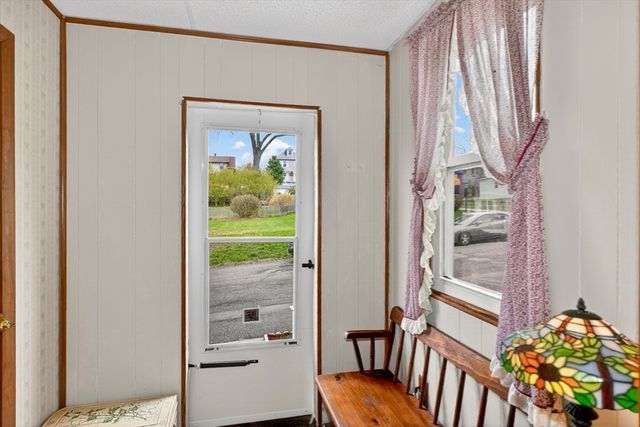 25 Verndale Street, Haverhill, MA 01835