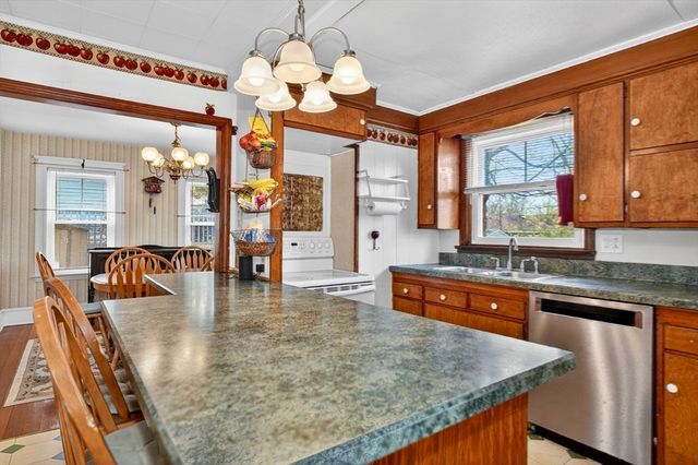 25 Verndale Street, Haverhill, MA 01835