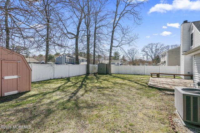 4 Winsted Drive, Howell, NJ 07731