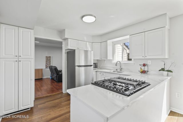 4 Winsted Drive, Howell, NJ 07731