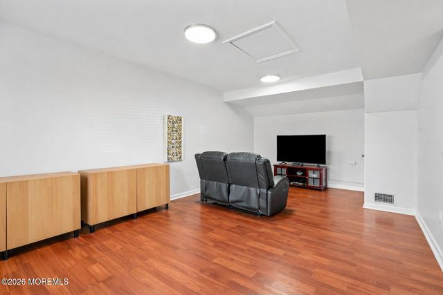 4 Winsted Drive, Howell, NJ 07731