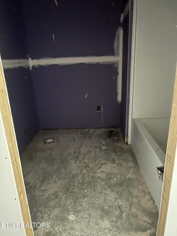 210 Limelight Lane, Lenoir City, TN 37772