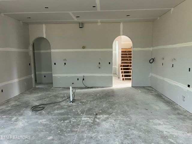 210 Limelight Lane, Lenoir City, TN 37772