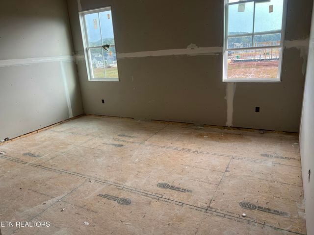 210 Limelight Lane, Lenoir City, TN 37772