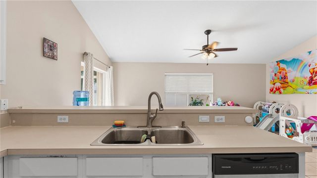 2001 SW FEARS AVENUE, Port St Lucie, FL 34953