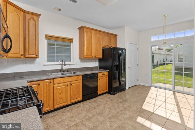 103 AVIGNON RD, Monroe Township, NJ 08831