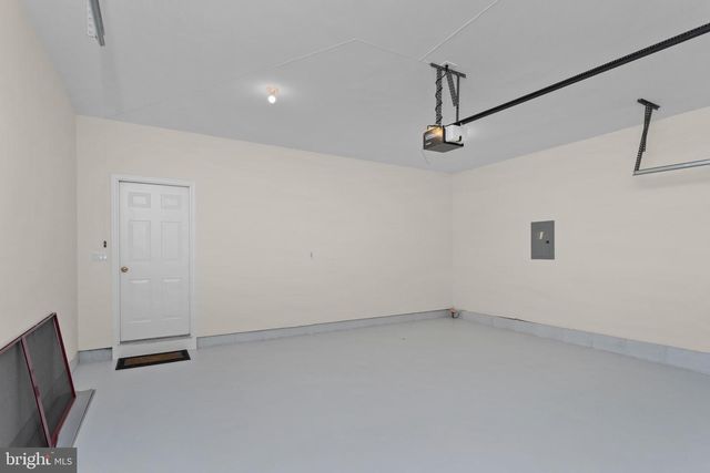 103 AVIGNON RD, Monroe Township, NJ 08831