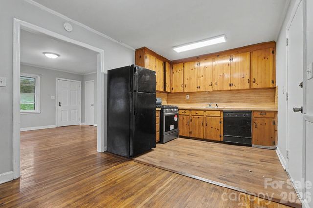 4164 Welling Avenue, Charlotte, NC 28208