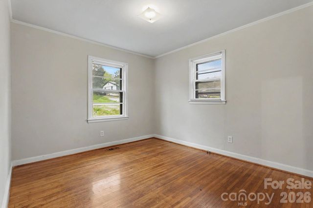 4164 Welling Avenue, Charlotte, NC 28208