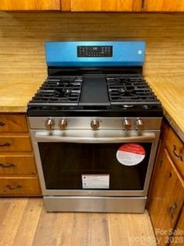 4164 Welling Avenue, Charlotte, NC 28208