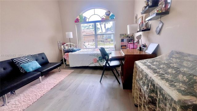 3746 Spring Crest Ct, Lake Worth, FL 33467