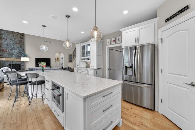 1729 Alysen Lane, Waunakee, WI 53597