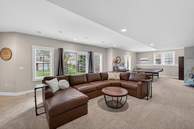 1729 Alysen Lane, Waunakee, WI 53597