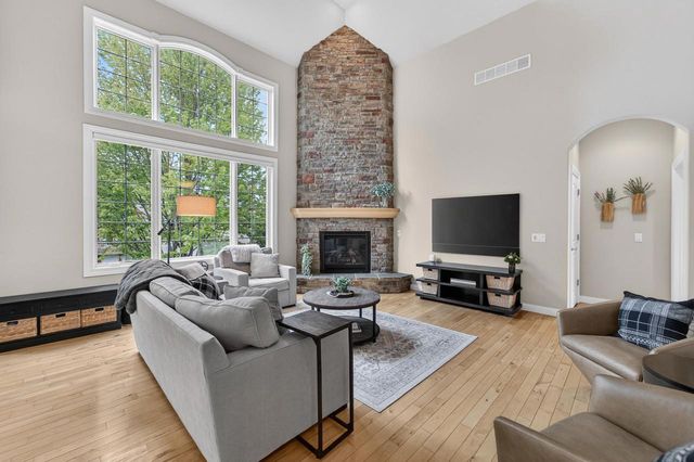 1729 Alysen Lane, Waunakee, WI 53597