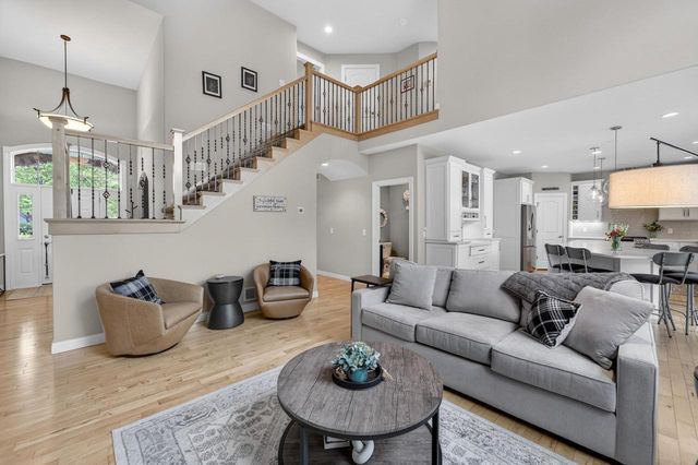 1729 Alysen Lane, Waunakee, WI 53597