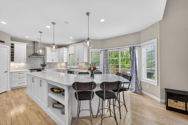 1729 Alysen Lane, Waunakee, WI 53597