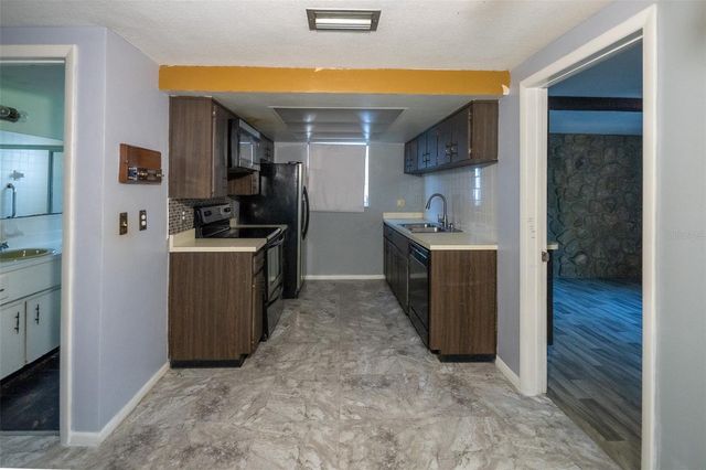 9821 EL CAMINO REAL AVENUE, Port Richey, FL 34668