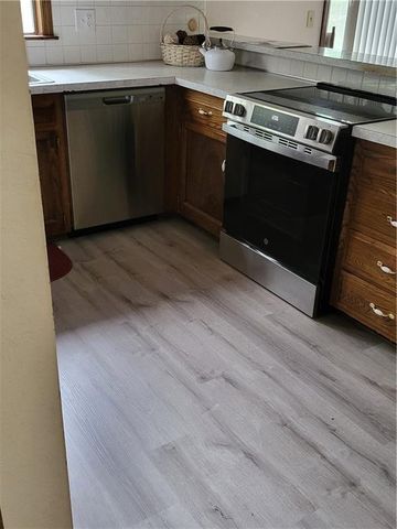 11618 Manchester Avenue, Kansas City, MO 64134