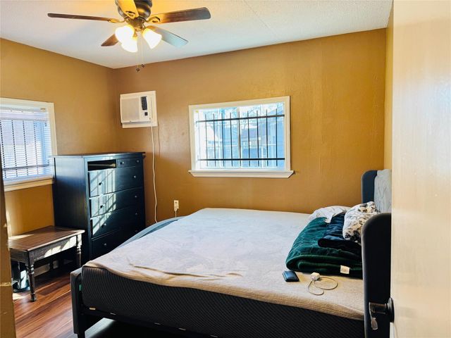 3414 Cochran Street, Houston, TX 77009