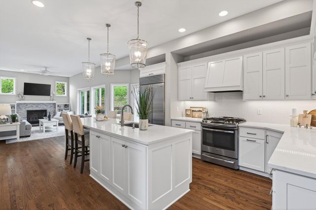 18339 Ridgewood Road, Minnetonka, MN 55345