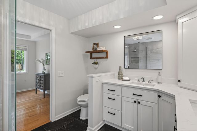 18339 Ridgewood Road, Minnetonka, MN 55345
