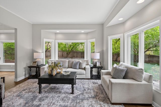 18339 Ridgewood Road, Minnetonka, MN 55345