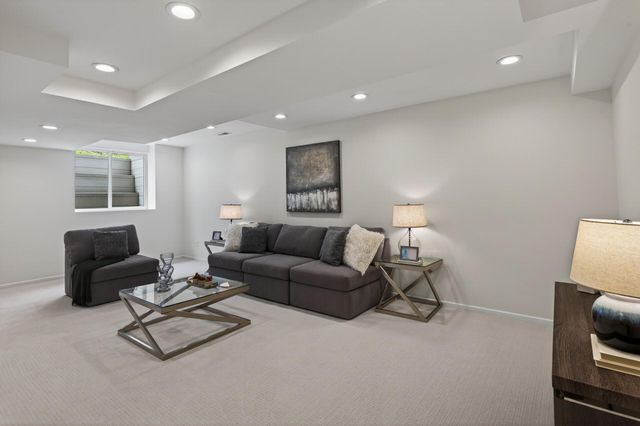 18339 Ridgewood Road, Minnetonka, MN 55345